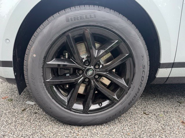 New 2026 Land Rover Range Rover Evoque S AWD/4WD image 2