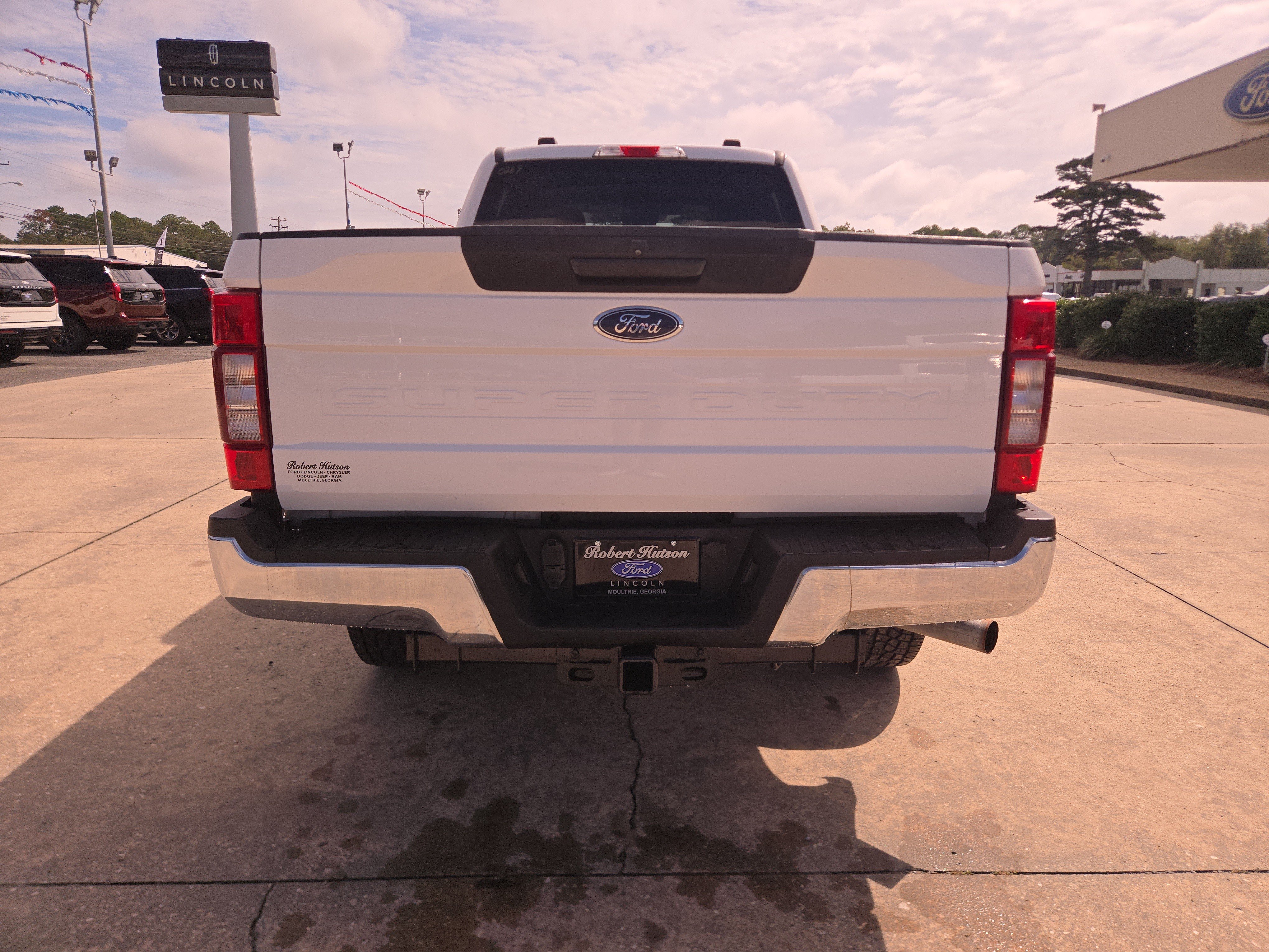 Used 2021 Ford F250 XLT w/ FX4 Off-Road Package AWD/4WD image 7