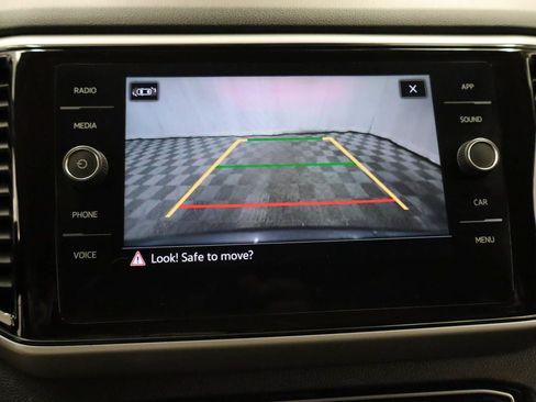 Used 2022 Volkswagen Atlas SE FWD image 11