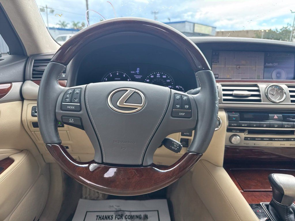 Used 2014 Lexus LS 460 w/ Comfort Package RWD image 16