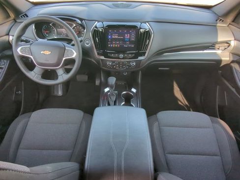 Used 2023 Chevrolet Traverse LT FWD image 22