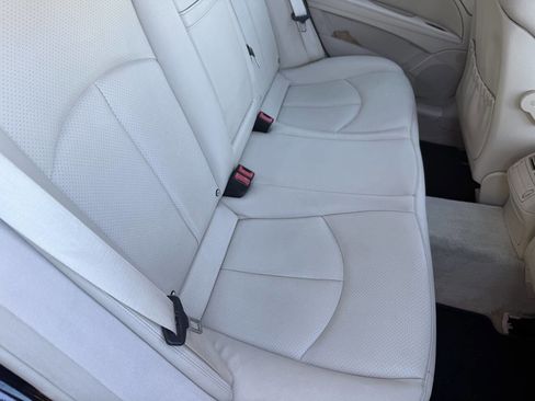 Used 2006 Mercedes-Benz E 350 Sedan image 18