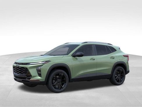 New 2026 Chevrolet Trax ACTIV FWD image 2