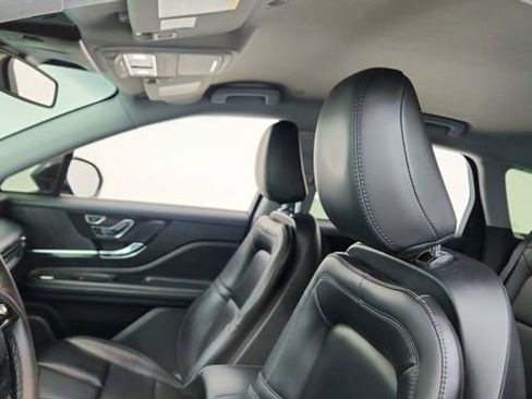 Used 2022 Lincoln Corsair FWD image 32