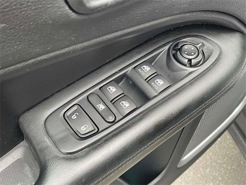 Used 2021 Jeep Compass Latitude image 14