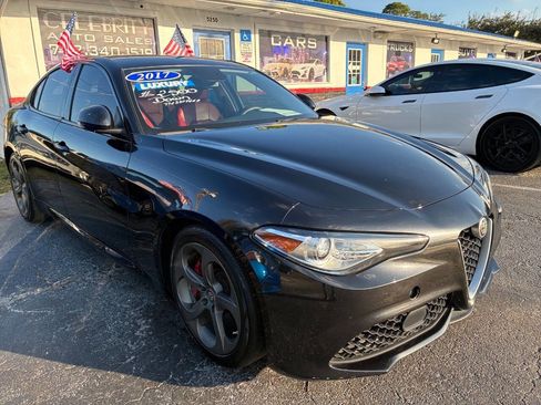 Used 2017 Alfa Romeo Giulia w/ Sport Appearance Package image 3