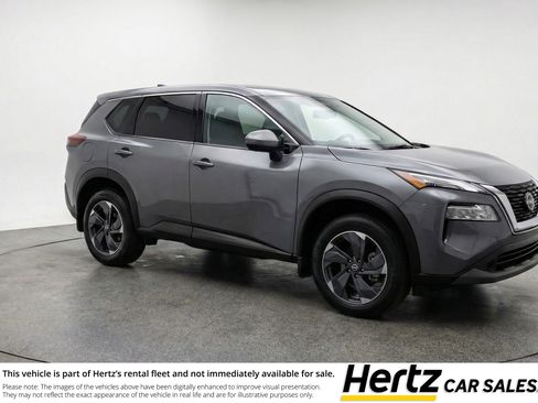 Used 2025 Nissan Rogue SV AWD/4WD image 1