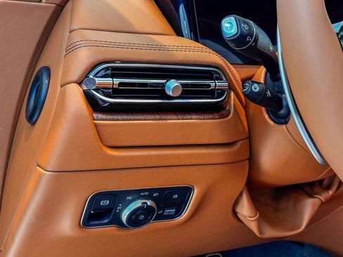 New 2026 Aston Martin DB12 Convertible image 30