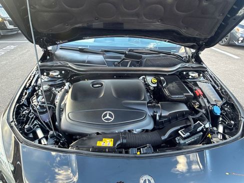 Used 2019 Mercedes-Benz CLA 250 4MATIC image 9