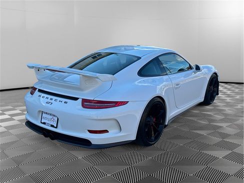 Used 2014 Porsche 911 GT3 w/ Carbon Interior Package RWD image 5
