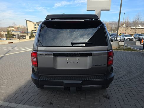 Used 2026 Toyota Land Cruiser image 6