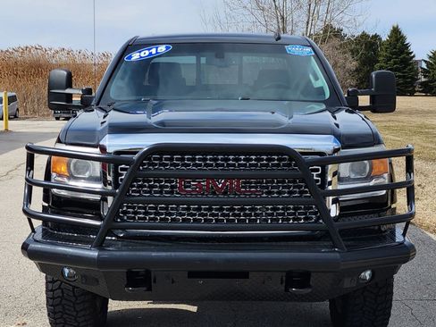 Used 2015 GMC Sierra 2500 Denali w/ Suspension Package, Off-Road AWD/4WD image 15