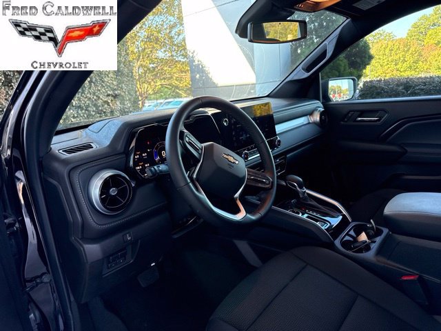 Used 2024 Chevrolet Colorado LT w/ LT Convenience Package II AWD/4WD image 7