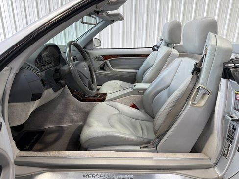 Used 2001 Mercedes-Benz SL 500 image 15