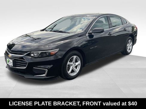 Used 2018 Chevrolet Malibu LS w/ LPO, Convenience Package 1 FWD image 4