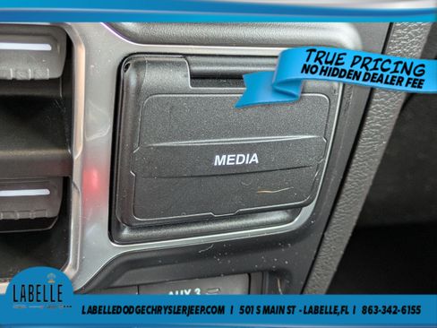 Used 2023 Jeep Wrangler Unlimited AWD/4WD image 27