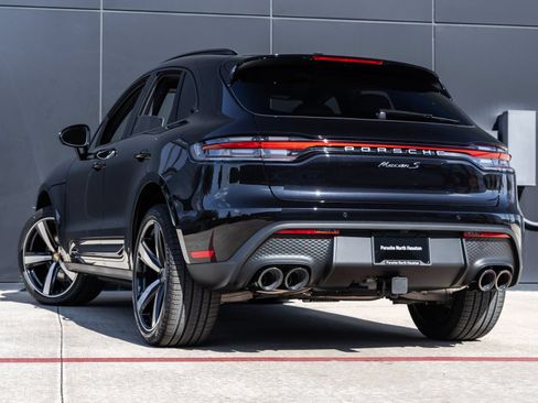 Certified 2026 Porsche Macan S AWD/4WD image 3
