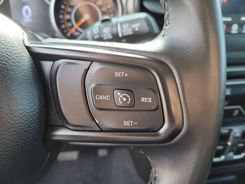 Used 2022 Jeep Wrangler Unlimited Sport image 22