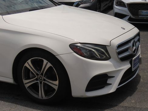 Used 2019 Mercedes-Benz E 300 image 5