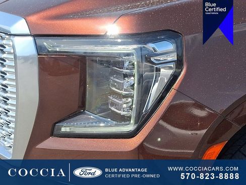 Used 2023 GMC Yukon XL Denali w/ LPO, Floor Liner Package AWD/4WD image 9