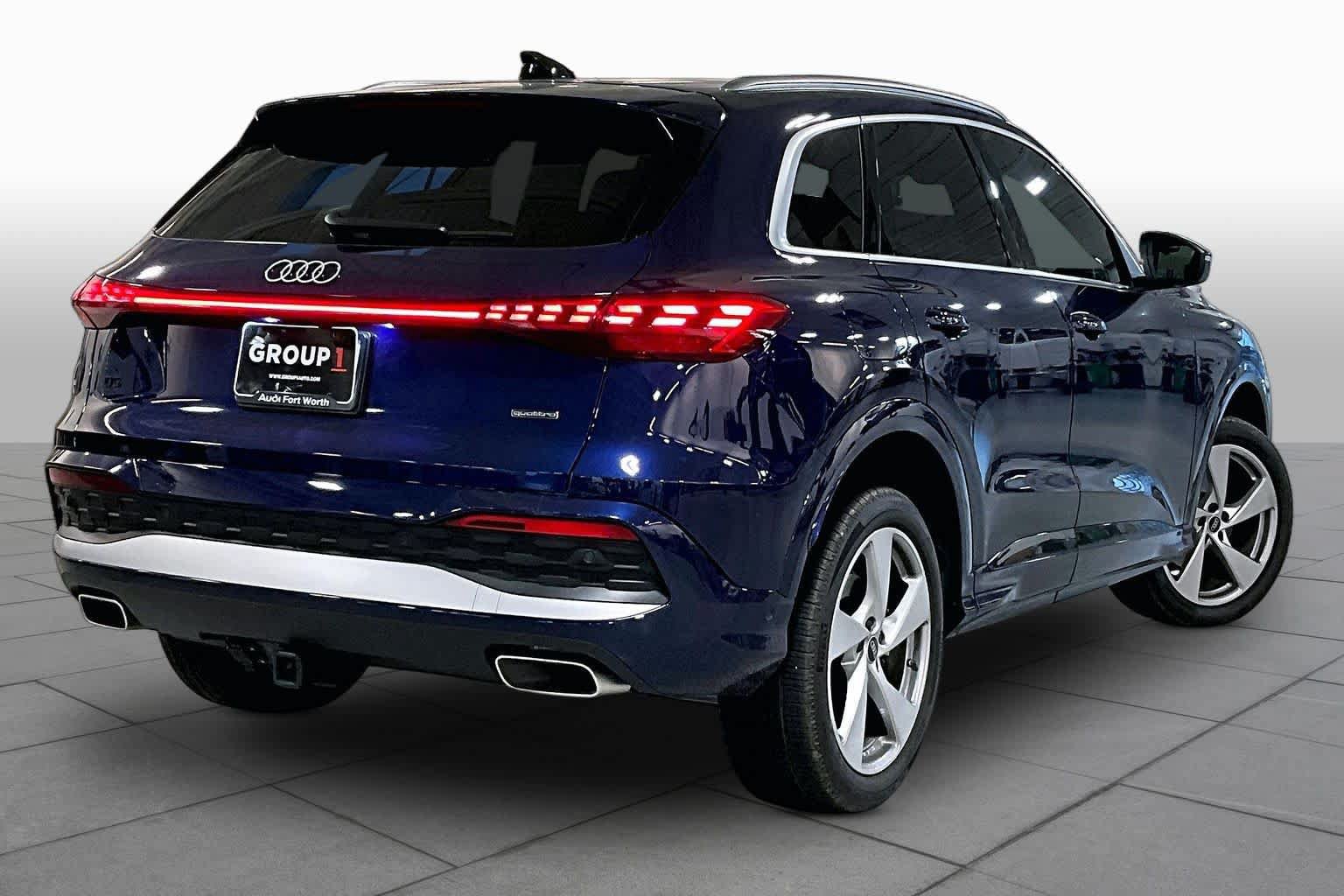 Used 2025 Audi Q5 Premium AWD/4WD image 12