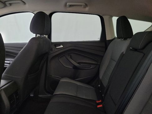 Used 2016 Ford Escape SE w/ Equipment Group 201A AWD/4WD image 18