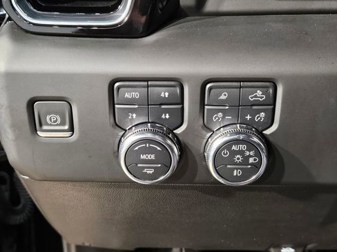 Used 2023 GMC Sierra 1500 Denali Ultimate AWD/4WD image 27