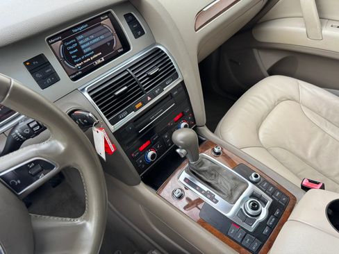 Used 2011 Audi Q7 3.0T Premium Plus AWD/4WD image 40