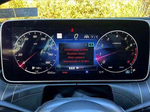 Certified 2024 Mercedes-Benz C 300 4MATIC Sedan w/ Pinnacle Trim Package image 16