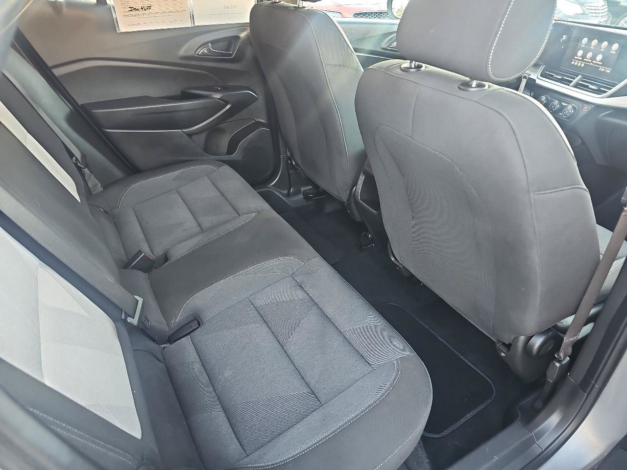 Used 2025 Chevrolet Trax LS w/ Driver Confidence Package FWD image 15