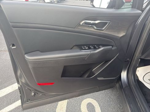 Used 2023 Kia Sportage X-Line image 16