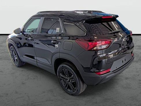 New 2026 Chevrolet TrailBlazer LT w/ Convenience Package AWD/4WD image 2