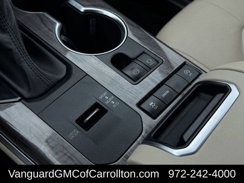 Used 2021 Toyota Highlander Limited FWD image 23