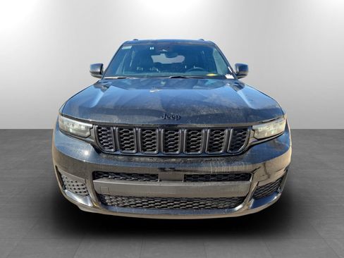 Used 2024 Jeep Grand Cherokee L Laredo image 4