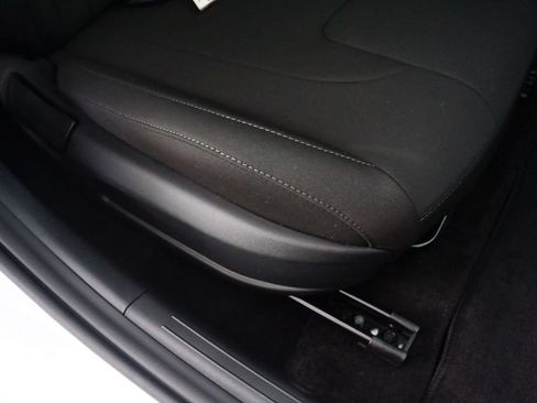 New 2026 Hyundai Elantra Sport FWD image 22