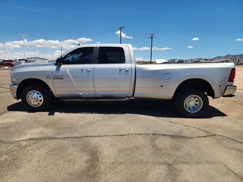 Used 2017 RAM 3500 Big Horn RWD image 9