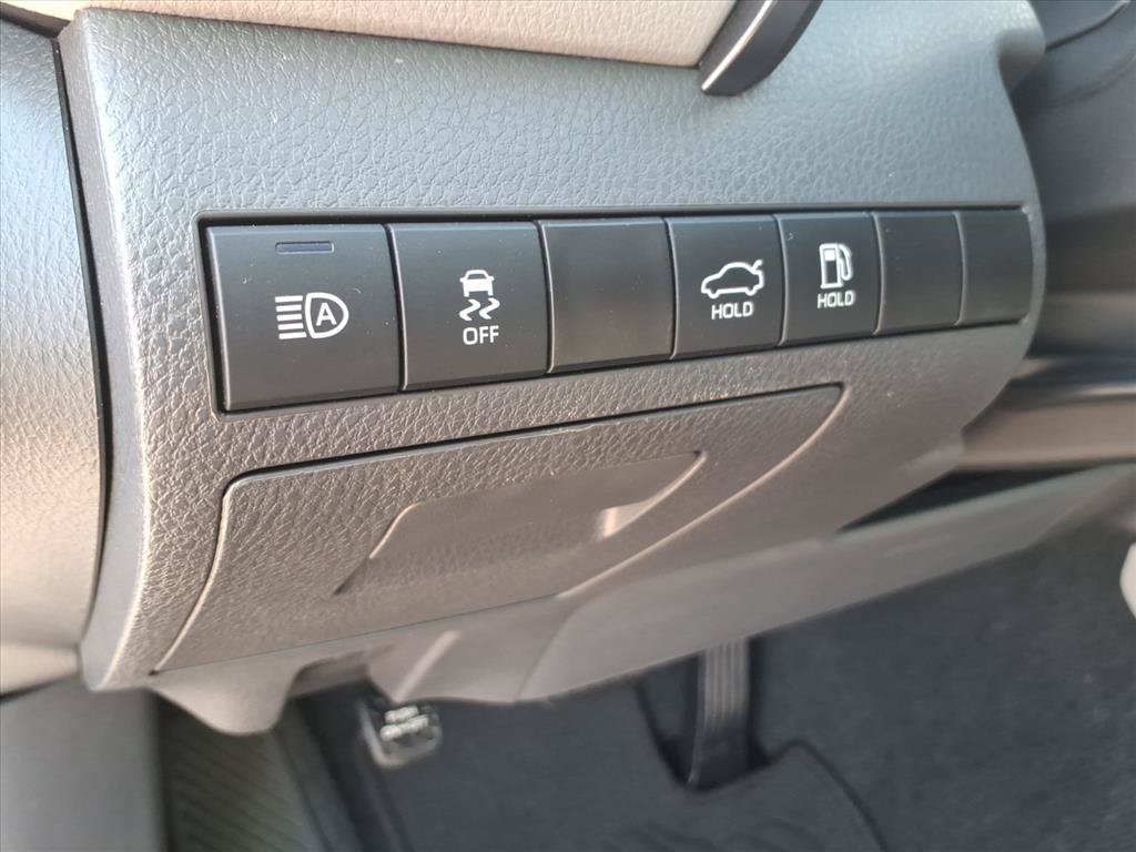 Used 2024 Toyota Camry LE FWD image 21