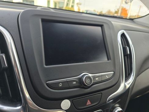 Used 2020 Chevrolet Equinox LT AWD/4WD image 35
