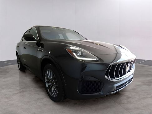 New 2024 Maserati Grecale GT image 2