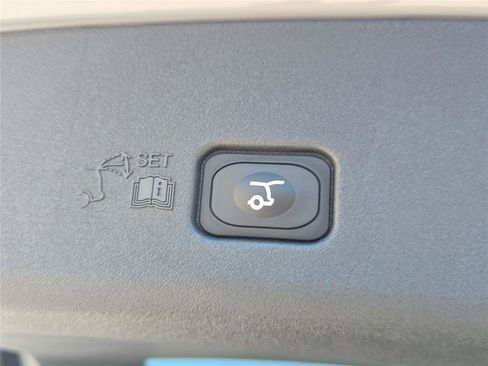 New 2026 Lincoln Nautilus Reserve AWD/4WD image 24