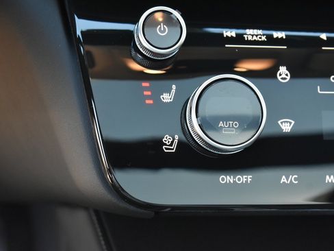 New 2025 INFINITI QX60 Luxe w/ Lighting Package (N94) image 25