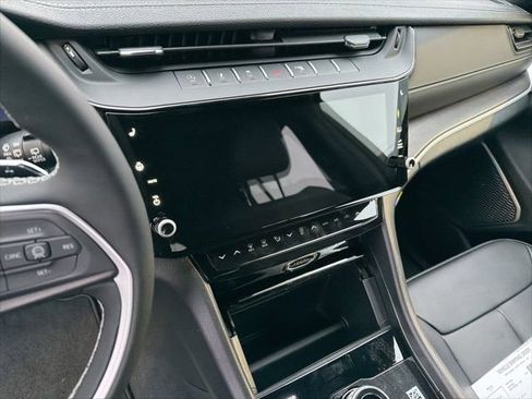 New 2026 Jeep Grand Cherokee Limited AWD/4WD image 19