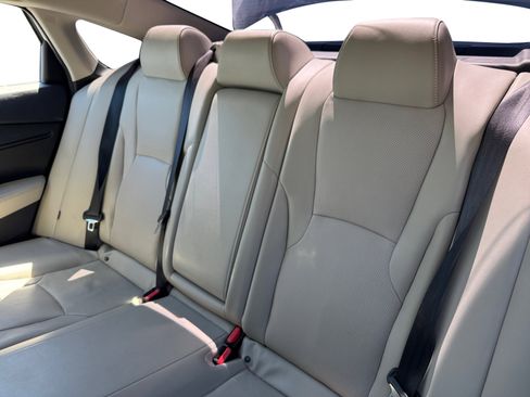 Used 2024 Honda Accord Touring image 13