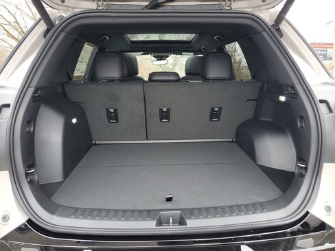 New 2026 GMC Terrain AT4 image 8