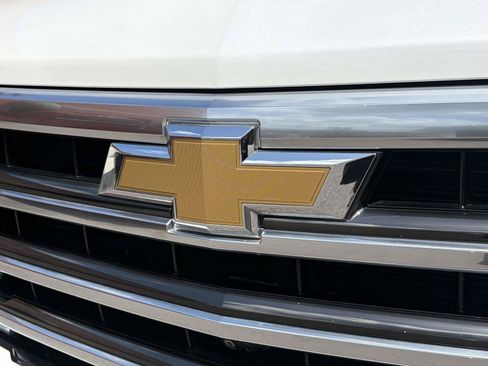 Used 2023 Chevrolet Silverado 1500 High Country RWD image 28