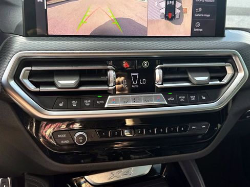 Used 2022 BMW X4 xDrive30i w/ M Sport Package 2 image 24