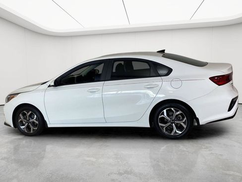 Used 2020 Kia Forte LXS FWD image 6