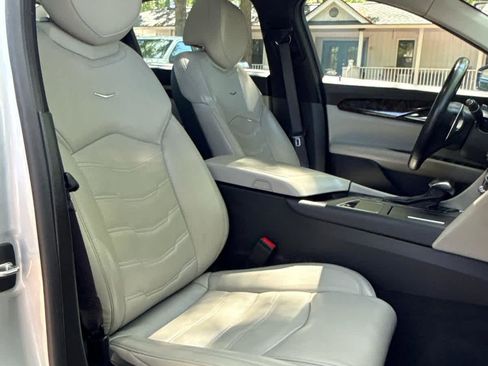 Used 2018 Cadillac CT6 Premium Luxury w/ Super Cruise Package image 18