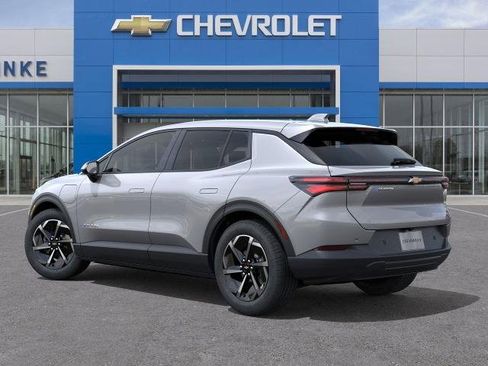 New 2026 Chevrolet Equinox EV LT image 3
