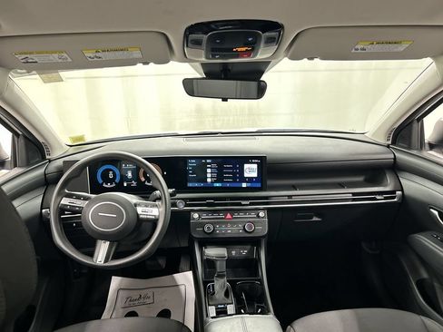 Used 2025 Hyundai Tucson SE AWD/4WD image 18